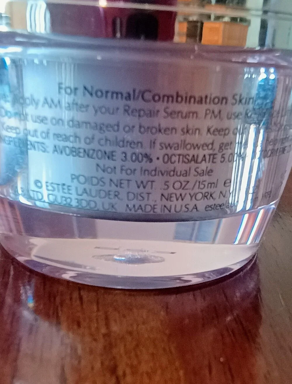 Estee Lauder Resilience Lift Sculpting Face and Neck Cream .5 fl oz 15ml - Picture 3 of 3